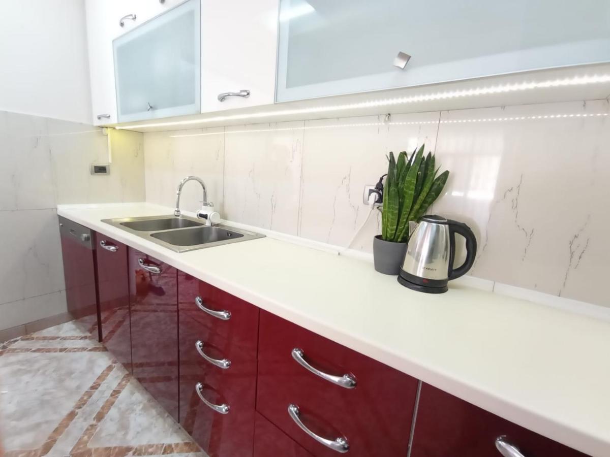 Trea Accomodations - 2 Bedrooms - Riviera With Private Parking Vlorë Exterior foto